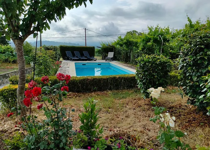 Villa Con Piscina En Panton Ribeira Sacra Galicia Ideal Para Familias
