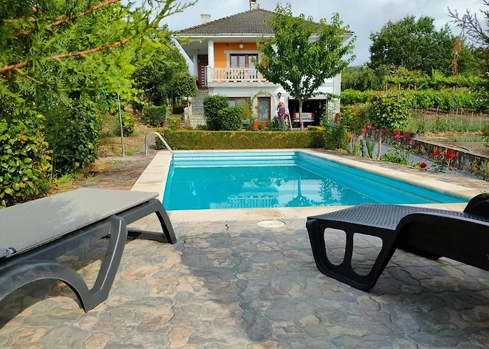 Villa Con Piscina En Panton Ribeira Sacra Galicia Ideal Para Familias